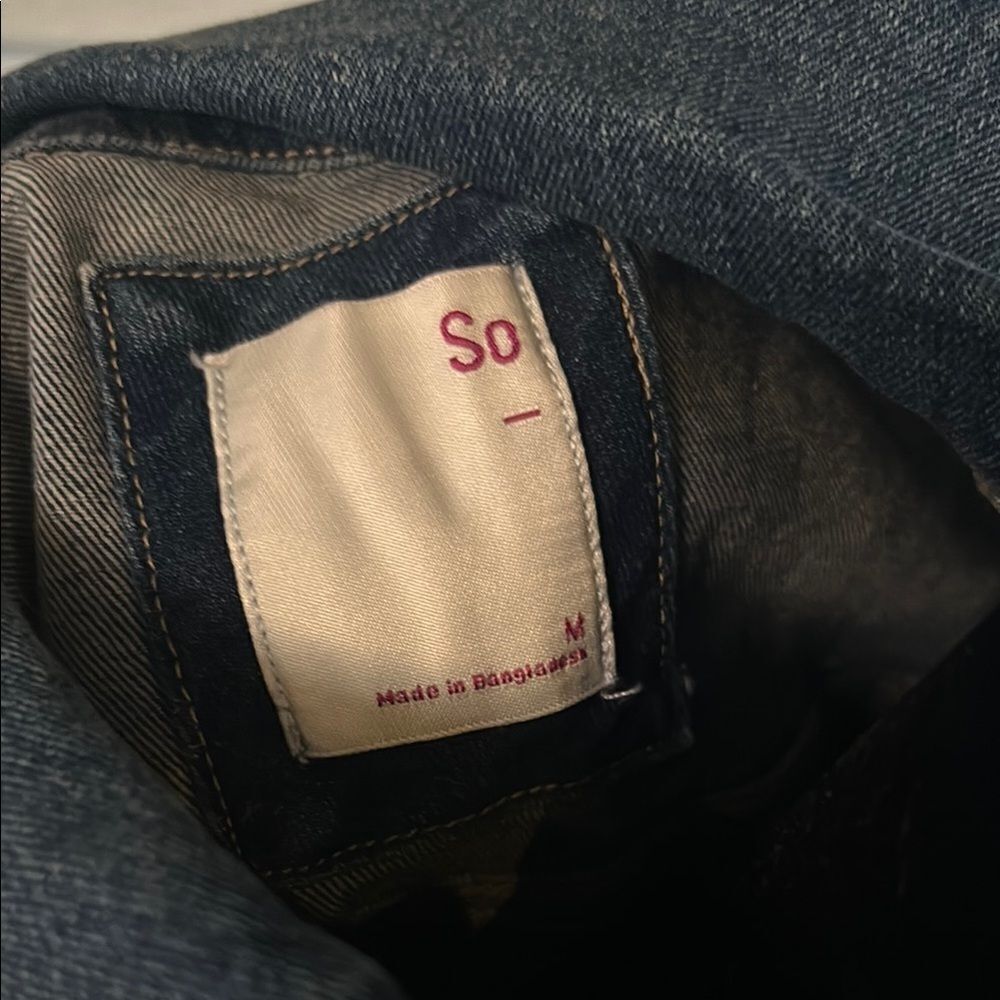 NWT SO Essential Denim Jacket Medium   E - Picture 9 of 9